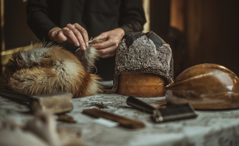 Kepurių siuvimo ir vėlimo amatas