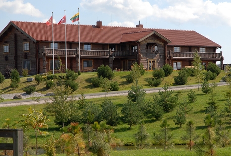 "Dvarčėnų manor"