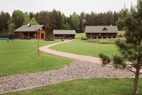 Homestead "Tarp pušų"