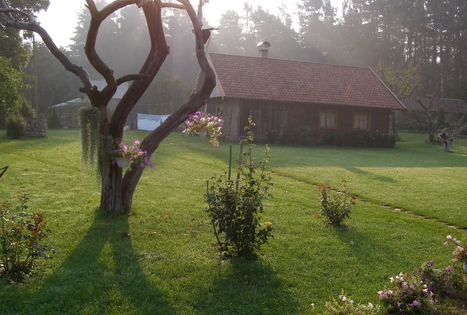 Jono ir Gražinos Vaitkų sodyba „Akmenynė“
