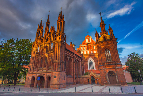 Vilnius Old Town: Architectural Diversity and a Multicultural Environment
