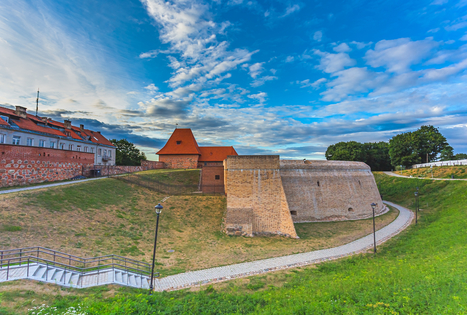 Vilnius Old Town: Architectural Diversity and a Multicultural Environment