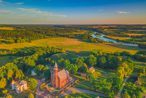Kernavės archeologinė vietovė: pagoniškoji Lietuva ir baltų kultūra