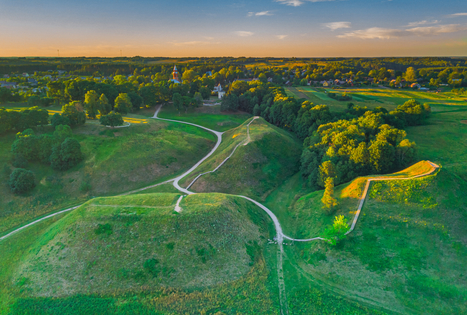 Kernavės archeologinė vietovė: pagoniškoji Lietuva ir baltų kultūra