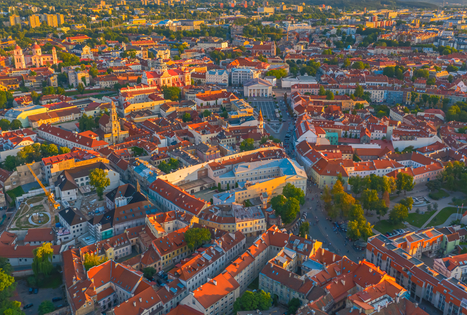 Vilnius Old Town: Architectural Diversity and a Multicultural Environment