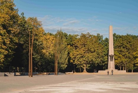 Monument to Steponas Darius and Stasys Girėnas