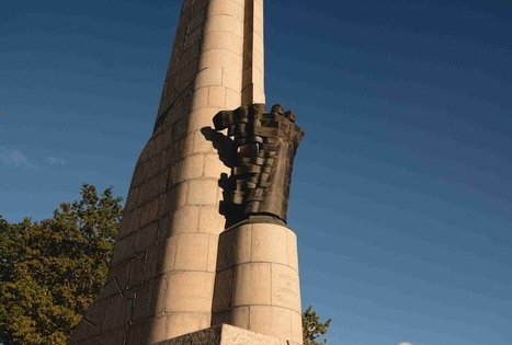 Monument to Steponas Darius and Stasys Girėnas