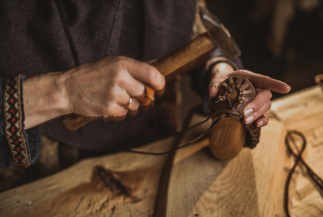 Batsiuvystės amatas: stiliai kito, o gaminimo technikos išliko