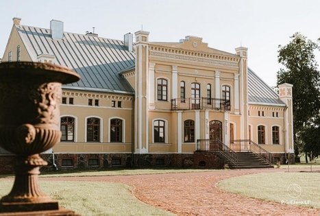 The Daukšiagirė Manor