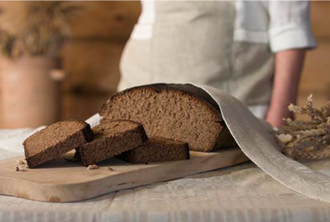 Plikyta ruginė duona bendruomenėje „Šlyninkos vandens malūnas“