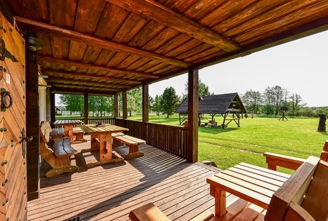 „Lapėnų sodyba“