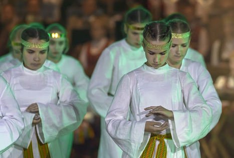 Dainų ir šokių šventės Baltijos valstybėse: atitikmens nėra visame pasaulyje