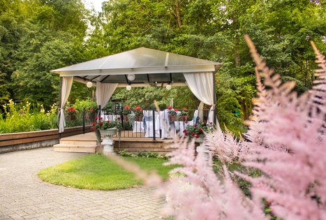 „Radailių dvaras“