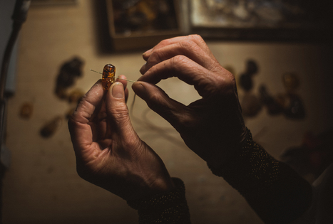 Jewellery design: a special craft for those who are meticulous, patient and creative