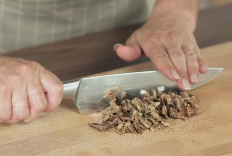 Lietuviški barščiai su baravykais „Bernelių užeigoje“