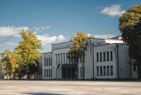The central building of Lithuanian Sports University