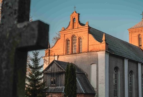 Lyduvėnai Church of St. Apostles Peter and Paul