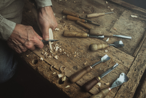 The craft of making musical instruments: musicians who have become artisans