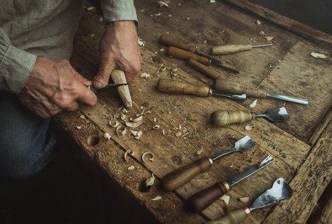 The craft of making musical instruments: musicians who have become artisans