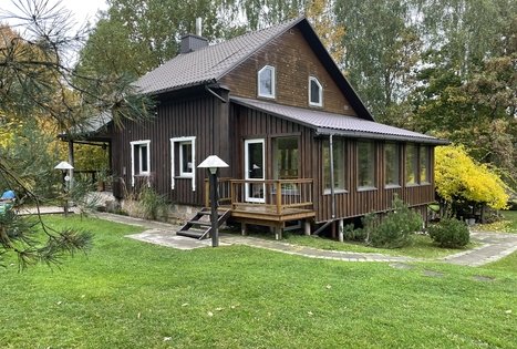 „Survilų sodyba“