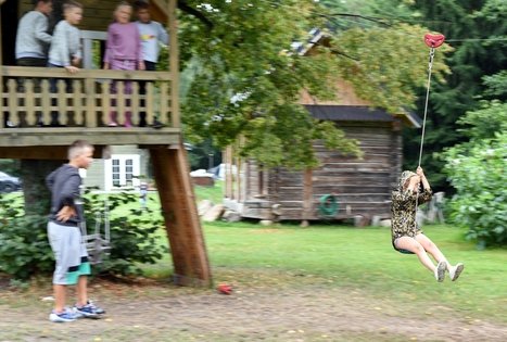 Sodyba „Namelis medyje“