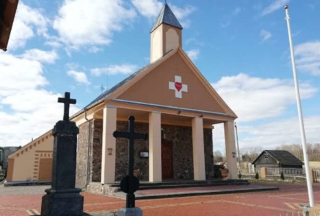 Paringys St. Heart of Jesus Church