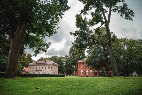 Raudondvario dvaro pilis