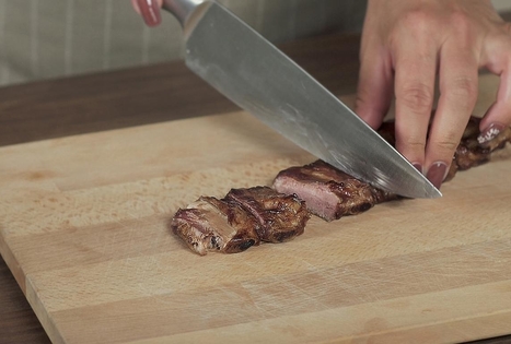 Raugintų kopūstų sriuba su rūkytais šonkauliukais „Bernelių užeigoje“