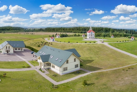 Kardinolo Vincento Sladkevičiaus tėviškė ir Rožinio slėpinių parkas