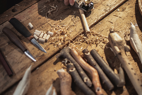 The craft of making musical instruments: musicians who have become artisans