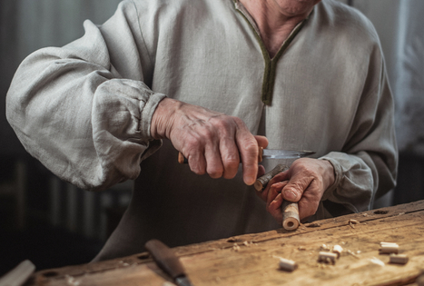 The craft of making musical instruments: musicians who have become artisans