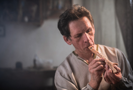 The craft of making musical instruments: musicians who have become artisans