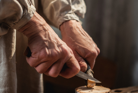 The craft of making musical instruments: musicians who have become artisans