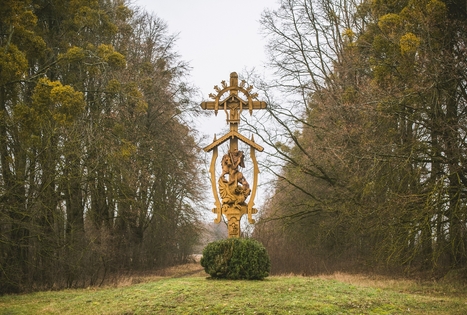 Kryždirbystė ir kryžių simbolika: pagarba religijai ir gamtai 