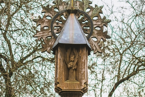 Kryždirbystė ir kryžių simbolika: pagarba religijai ir gamtai 