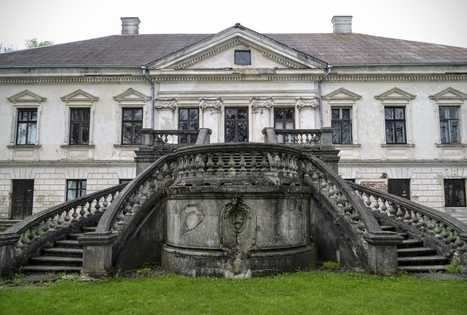 Žeimių dvaro rūmai ir parkas