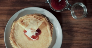 Lietiniai blynai „Bernelių užeigoje“