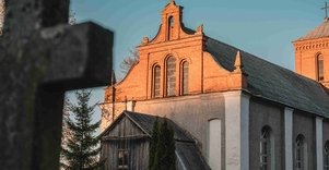 Lyduvėnų Šv. Apaštalų Petro ir Pauliaus bažnyčia